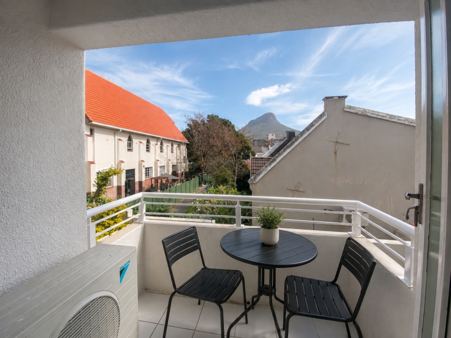 To Let 2 Bedroom Property for Rent in Oranjezicht Western Cape